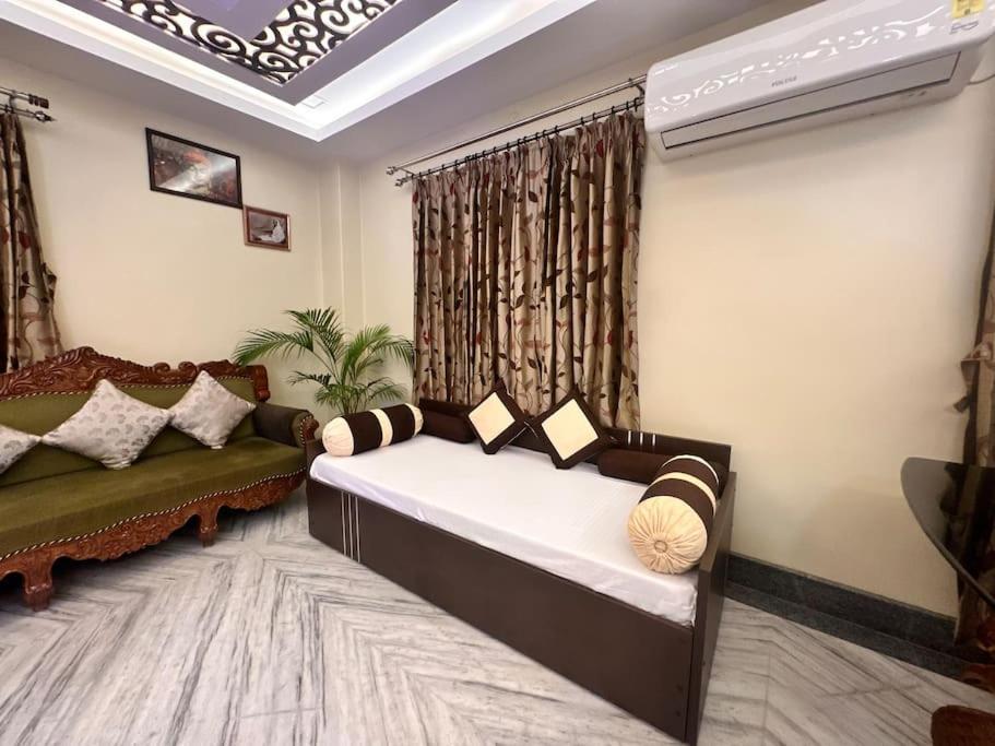 Modern Luxe Haven Apartment สิริกุรี ภายนอก รูปภาพ
